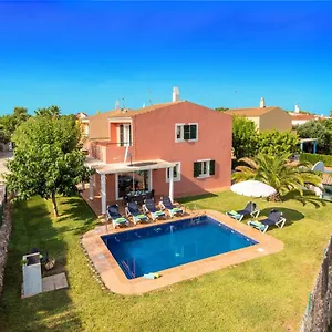 Nura Son Carrio (Menorca)